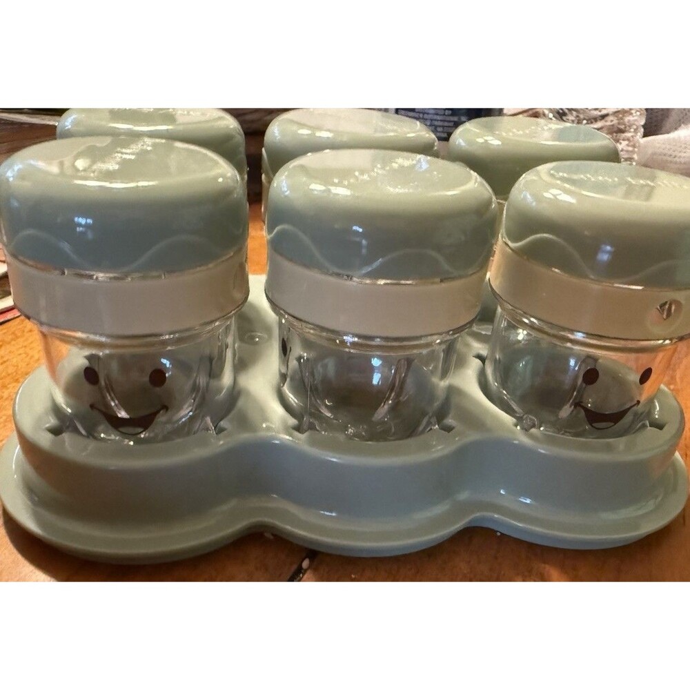 BABY BULLET 6 Storage Cups  Replacement Containers with Date Dial Lids And Tray